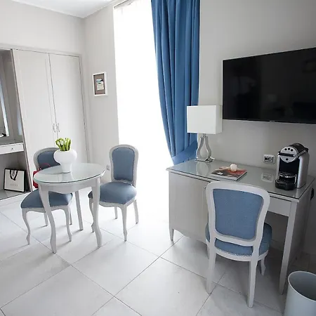 Residenza San Ferdinando Naples