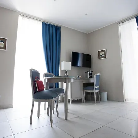 Residenza San Ferdinando Отель 4*