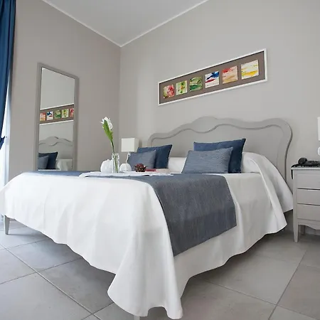 Residenza San Ferdinando Неаполь