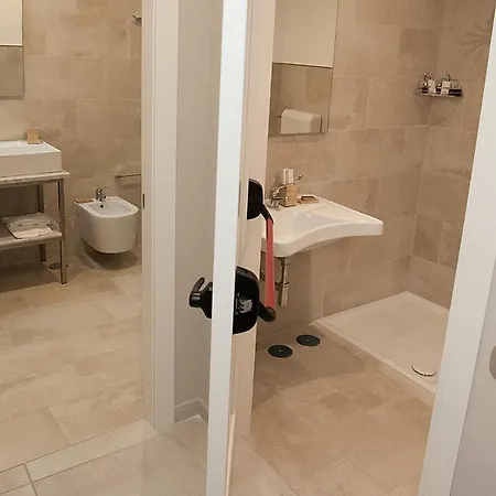 Residenza San Ferdinando Неаполь