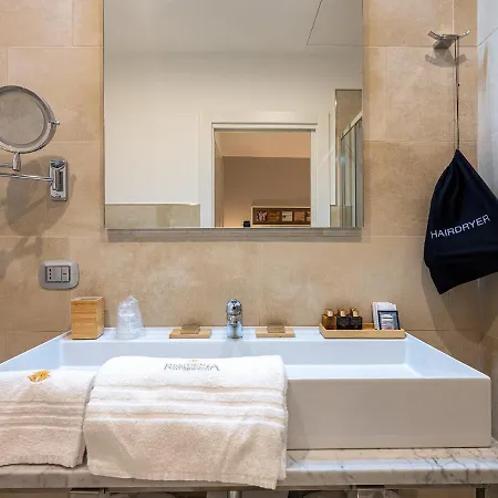 Residenza San Ferdinando Отель Неаполь