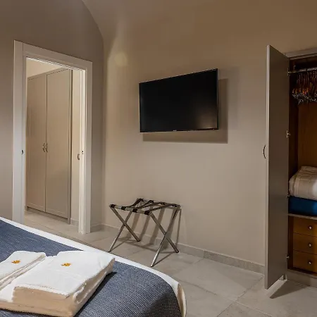 Отель Residenza San Ferdinando
