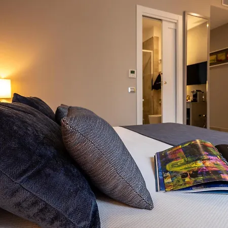 Отель Residenza San Ferdinando Неаполь