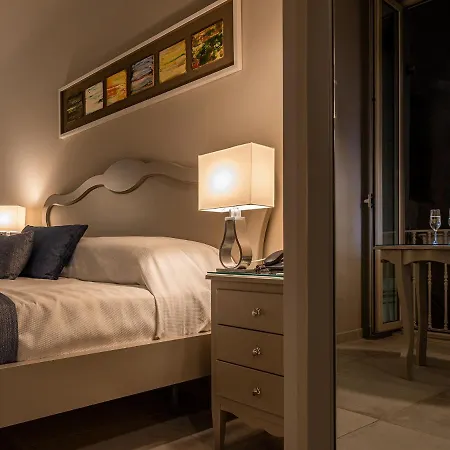 Residenza San Ferdinando 4*